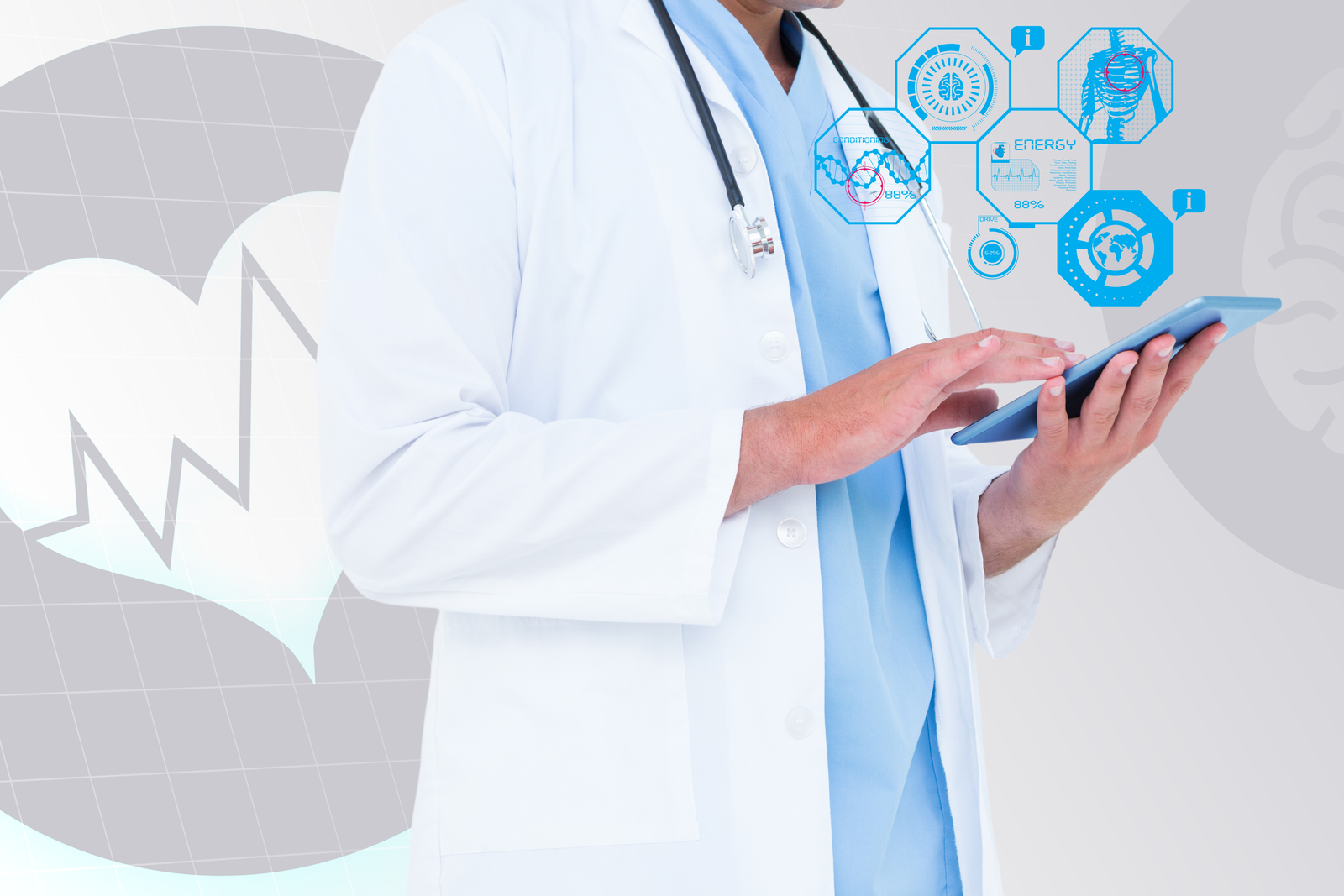 Médico revisando datos en una tablet